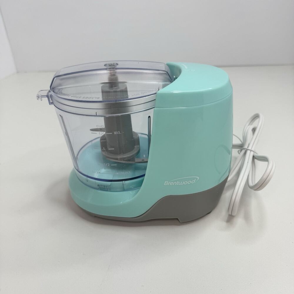 Brentwood Appliances MC-109BL 1.5-Cup Mini Food Chopper (Blue)